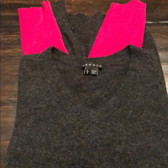 Theory large grey and pink L cashmere sweater - Picture 4 of 7